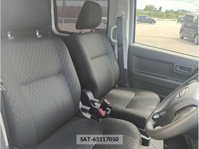 Daihatsu HIJET CARGO 2022-12 8412778-8