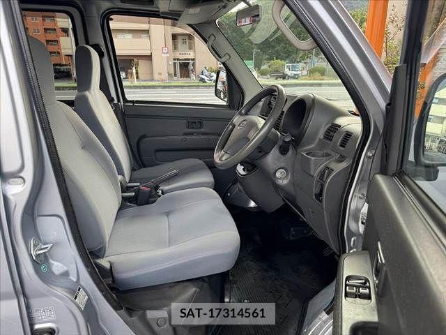 Daihatsu HIJET CARGO 2009-11 8412777-15