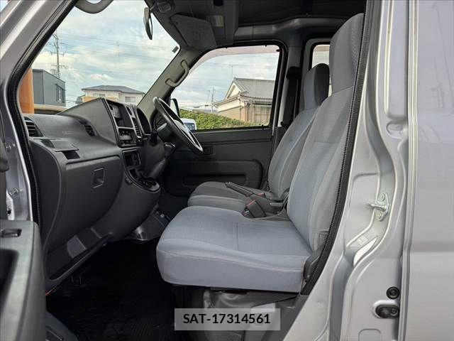Daihatsu HIJET CARGO 2009-11 8412777-17