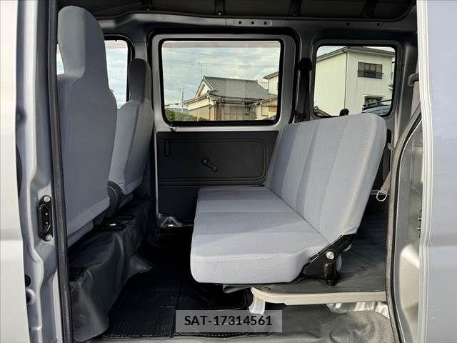 Daihatsu HIJET CARGO 2009-11 8412777-18