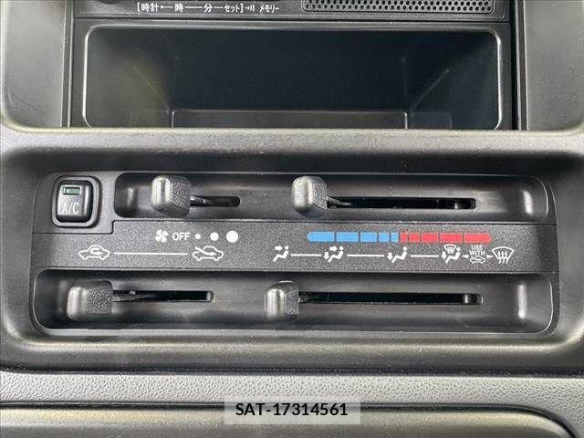 Daihatsu HIJET CARGO 2009-11 8412777-5