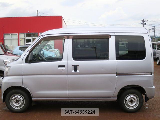 Daihatsu HIJET CARGO 2014-11 8525169-4