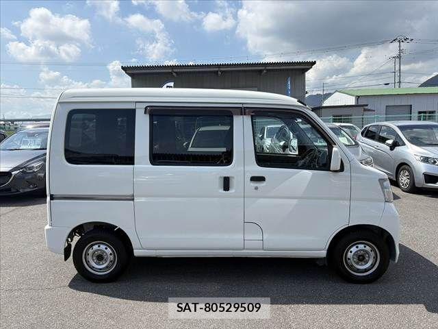 Daihatsu HIJET CARGO 2016-06 8562121-10