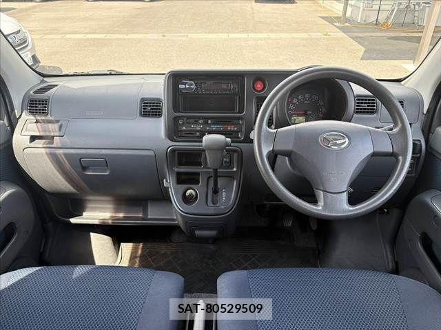 Daihatsu HIJET CARGO 2016-06 8562121-1