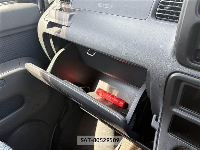 Daihatsu HIJET CARGO 2016-06 8562121-29