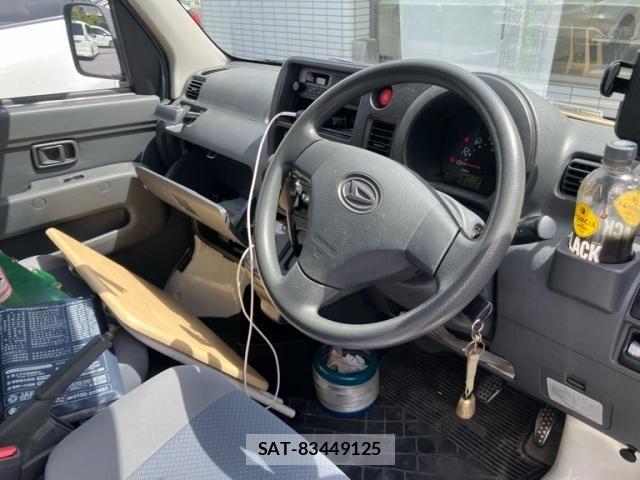 Daihatsu HIJET CARGO 2010-09 8659398-11