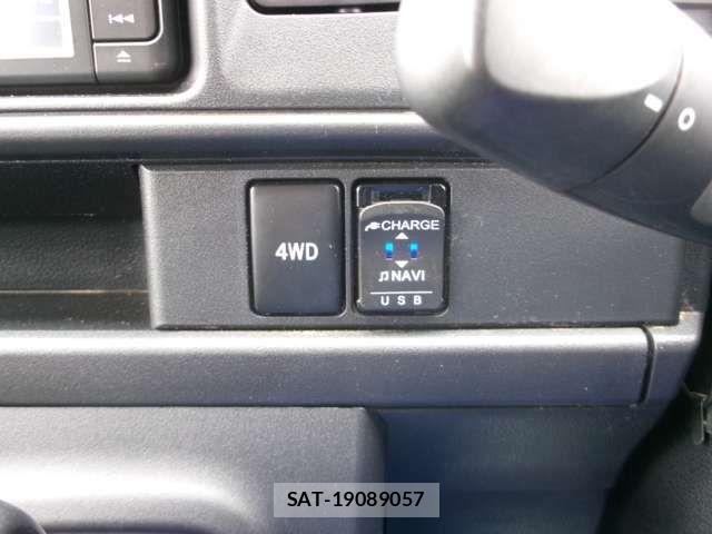 Daihatsu HIJET CARGO 2021-06 8666252-14