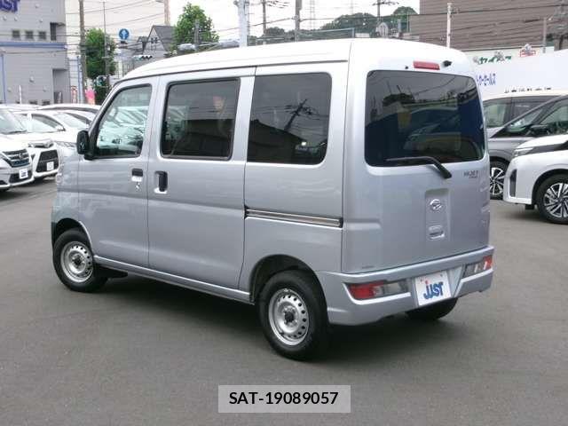 Daihatsu HIJET CARGO 2021-06 8666252-3