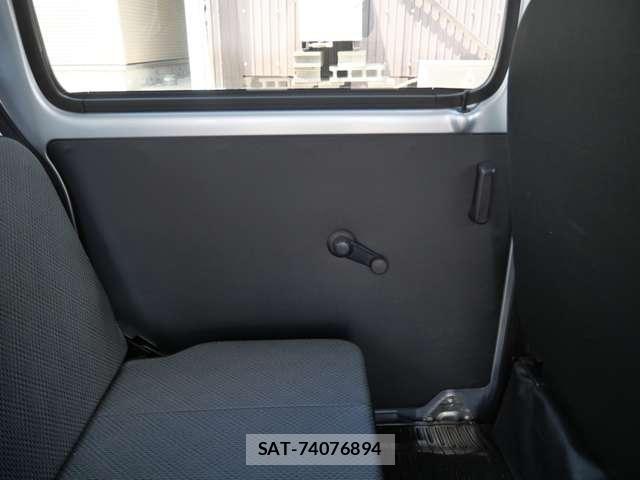 Daihatsu HIJET CARGO 2018-10 8685656-11