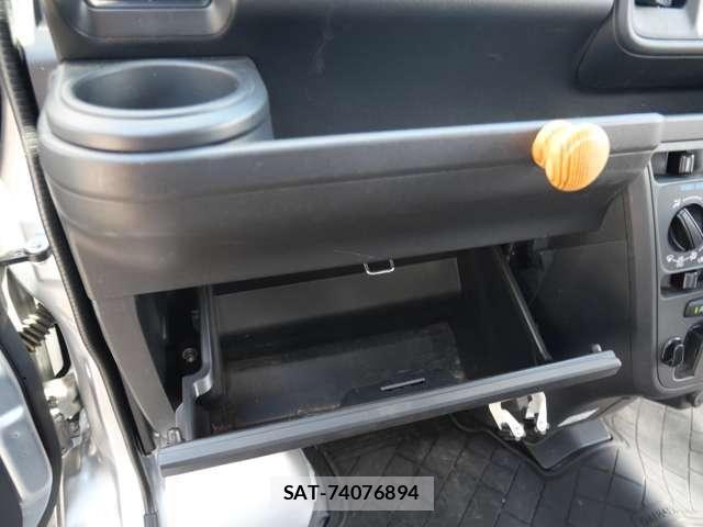 Daihatsu HIJET CARGO 2018-10 8685656-18