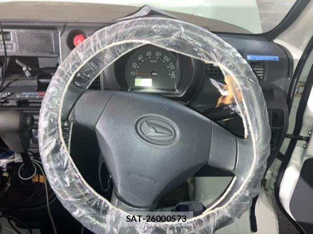Daihatsu HIJET CARGO 2016-10 8742635-17
