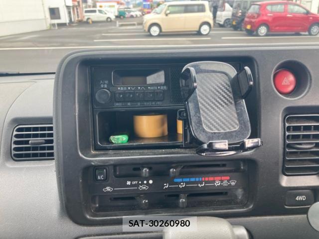 Daihatsu HIJET CARGO 2013-06 8742637-17