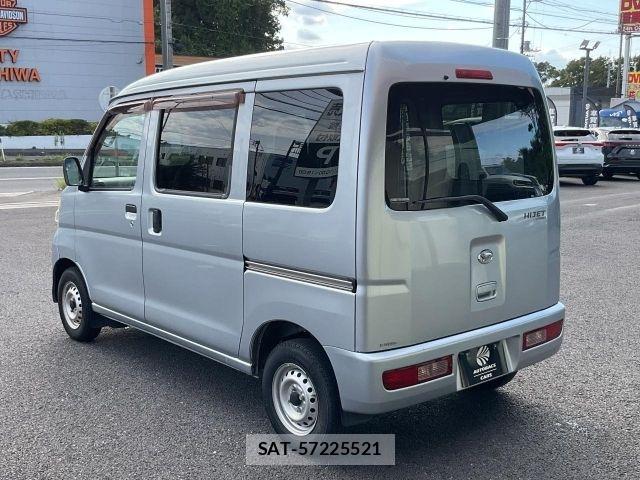 Daihatsu HIJET CARGO 2016-12 8742628-17
