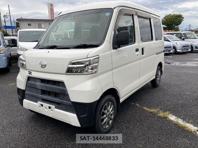 Daihatsu HIJET CARGO 2020-06 8742636-0