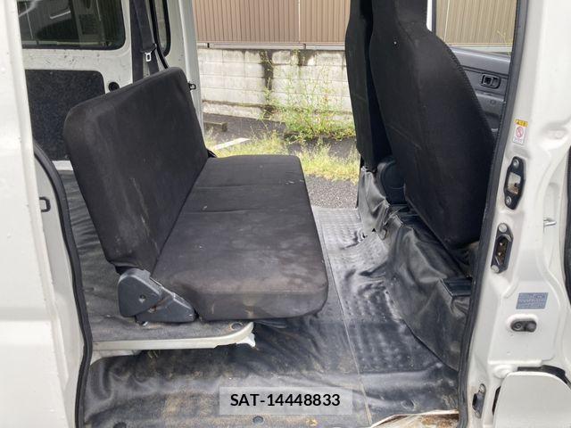 Daihatsu HIJET CARGO 2020-06 8742636-12