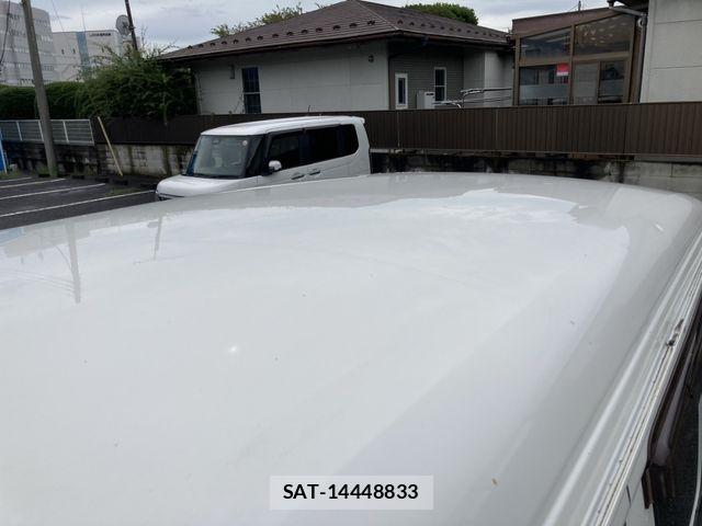 Daihatsu HIJET CARGO 2020-06 8742636-26