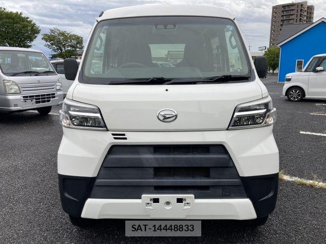 Daihatsu HIJET CARGO 2020-06 8742636-3