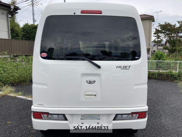 Daihatsu HIJET CARGO 2020-06 8742636-6
