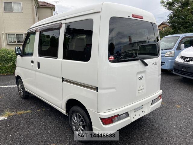 Daihatsu HIJET CARGO 2020-06 8742636-7