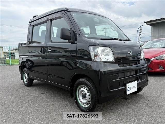 Daihatsu HIJET CARGO 2017-02 8780508-9