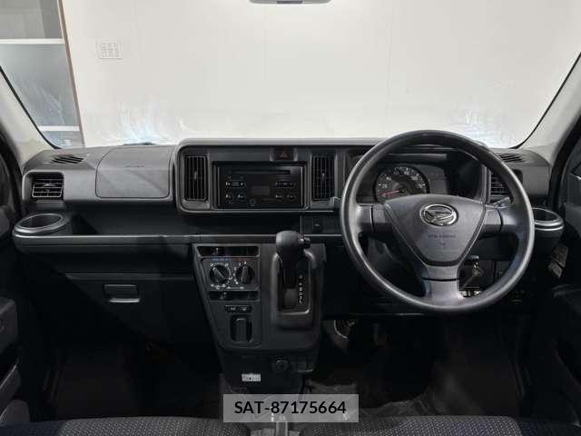 Daihatsu HIJET CARGO 2017-12 8796153-9