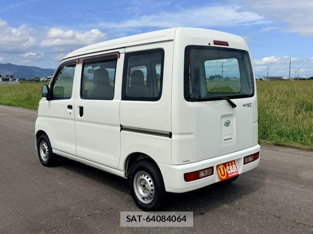 Daihatsu HIJET CARGO 2016-08 8796156-4