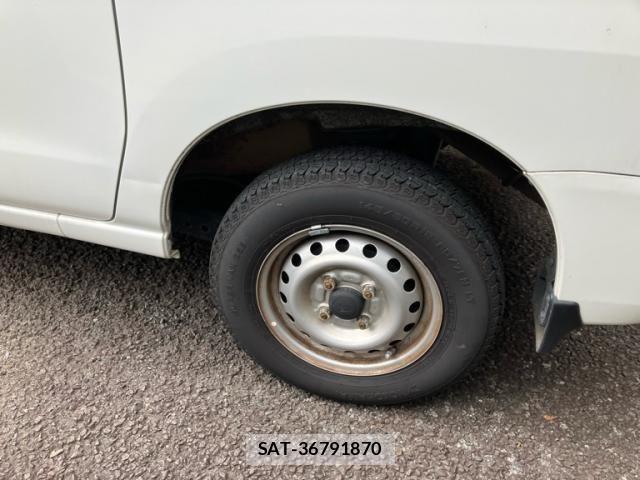Daihatsu HIJET CARGO 2014-09 8849265-12