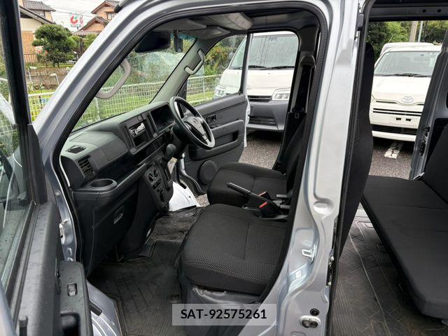 Daihatsu HIJET CARGO 2019-05 8871147-15
