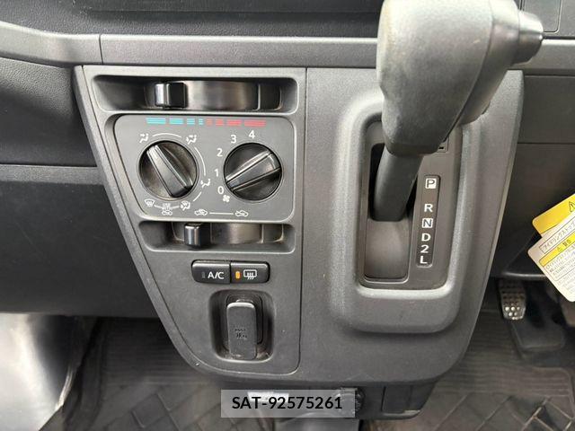 Daihatsu HIJET CARGO 2019-05 8871147-19