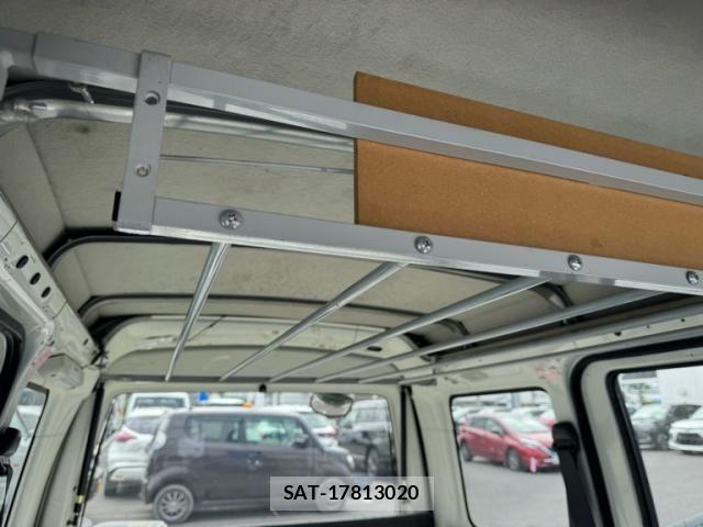 Daihatsu HIJET CARGO 2010-07 8871146-22