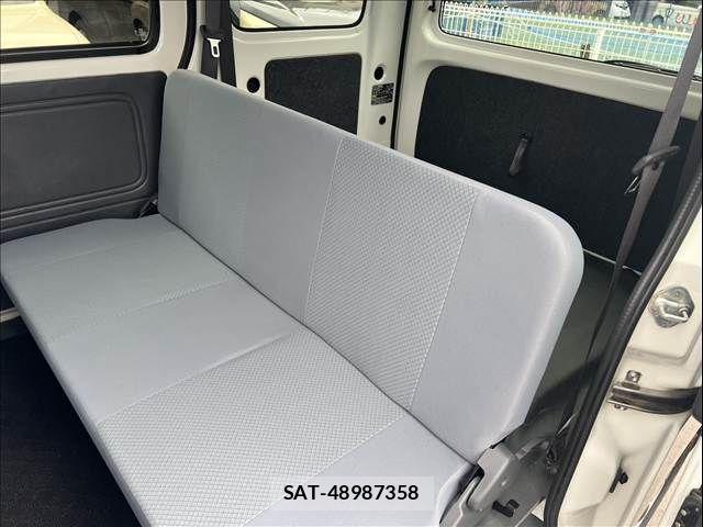 Daihatsu HIJET CARGO 2016-08 8880037-15