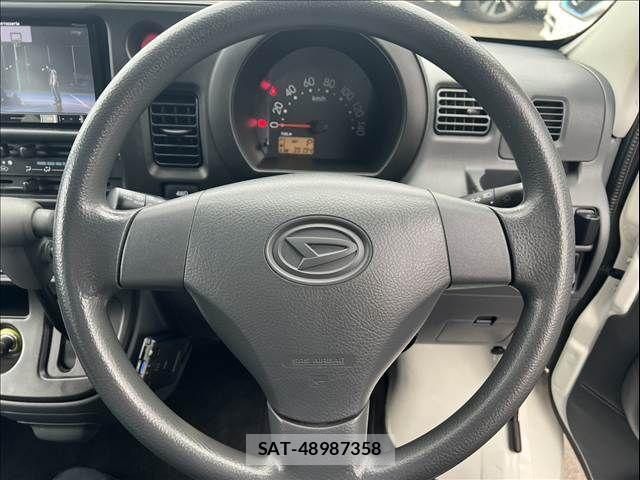 Daihatsu HIJET CARGO 2016-08 8880037-21