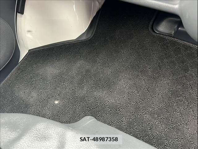 Daihatsu HIJET CARGO 2016-08 8880037-27