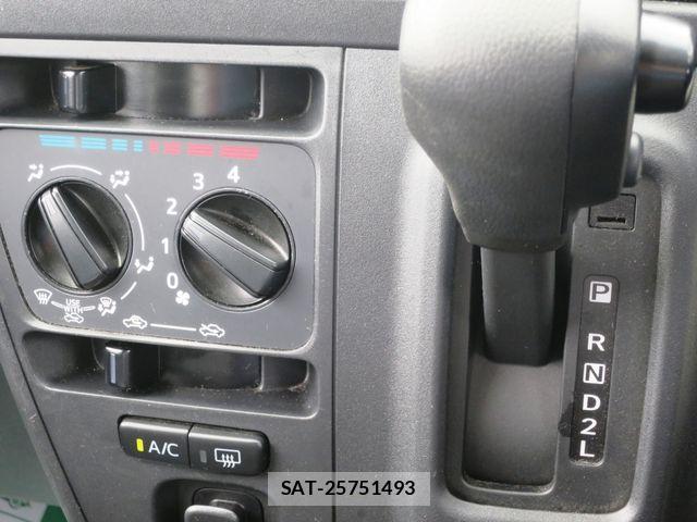 Daihatsu HIJET CARGO 2020-05 8880036-13