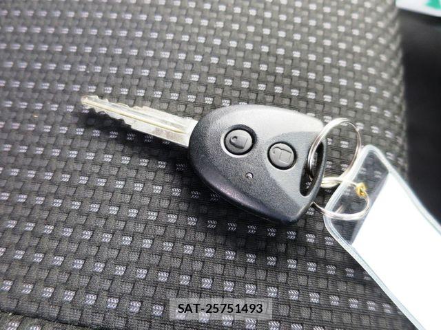 Daihatsu HIJET CARGO 2020-05 8880036-17