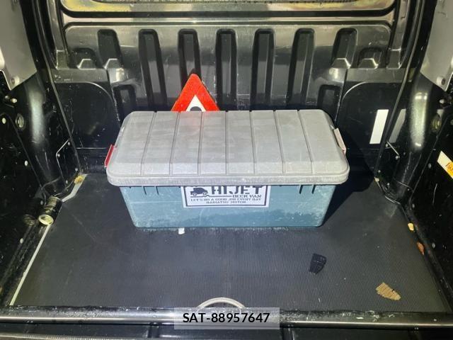 Daihatsu HIJET CARGO 2012-10 8880040-4