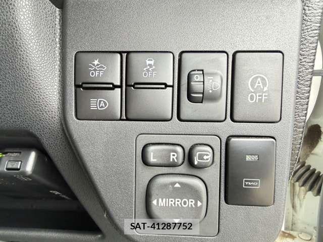 Daihatsu HIJET CARGO 2021-04 8880035-10