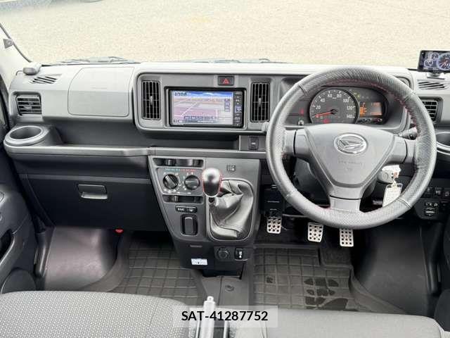 Daihatsu HIJET CARGO 2021-04 8880035-4
