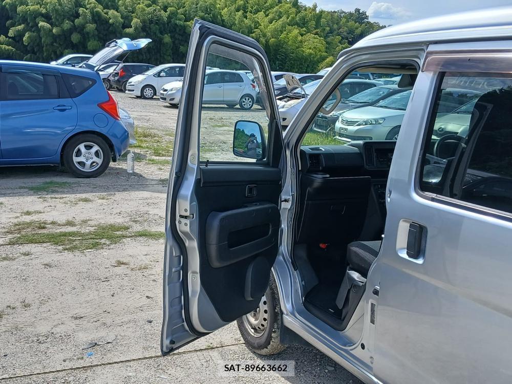 Daihatsu HIJET CARGO 2020 1266905-12