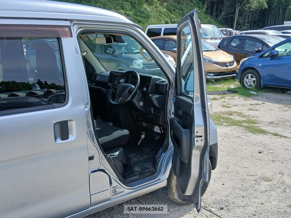 Daihatsu HIJET CARGO 2020 1266905-14
