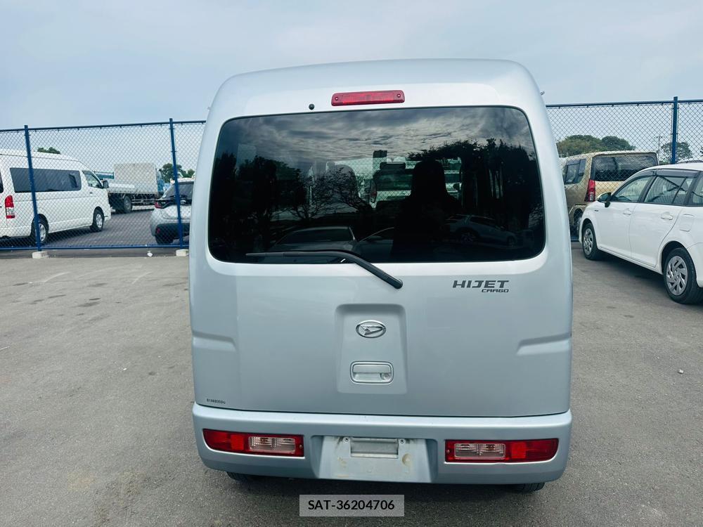 Daihatsu HIJET CARGO 2018 1300072-3