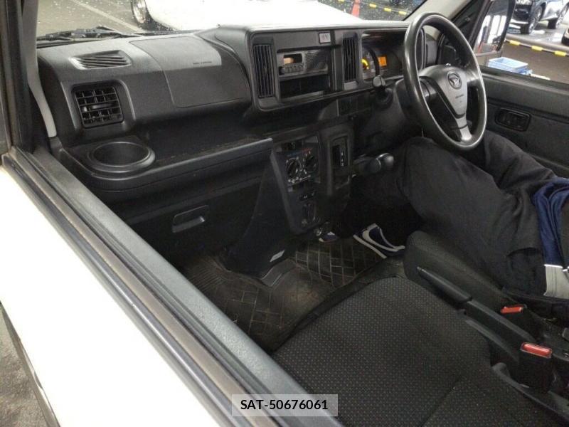 Daihatsu HIJET CARGO 2020 7332497-4