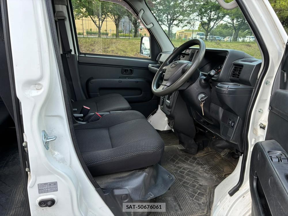 Daihatsu HIJET CARGO 2020 7332497-11