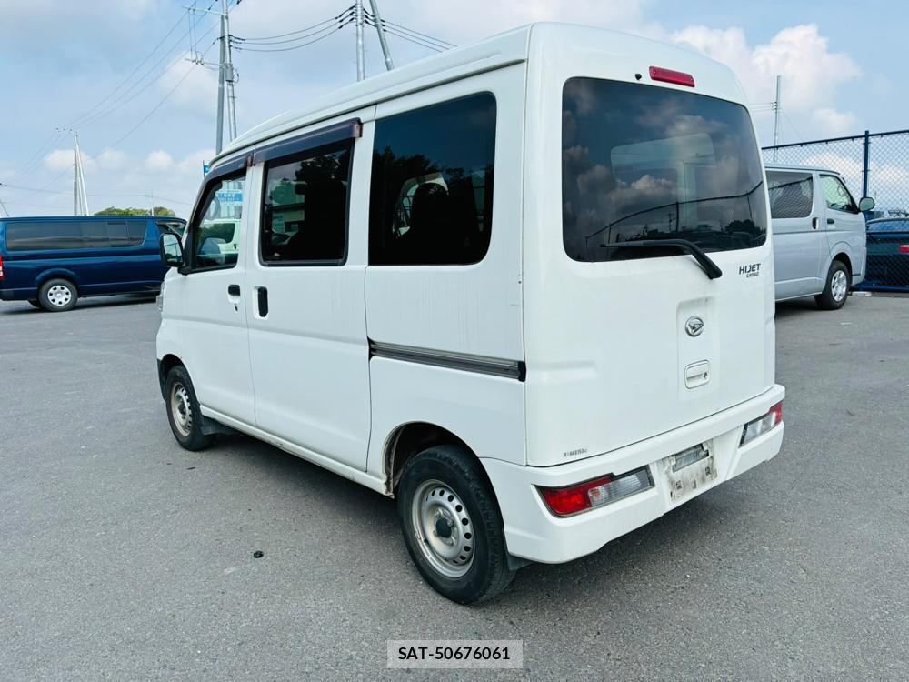 Daihatsu HIJET CARGO 2020 7332497-2