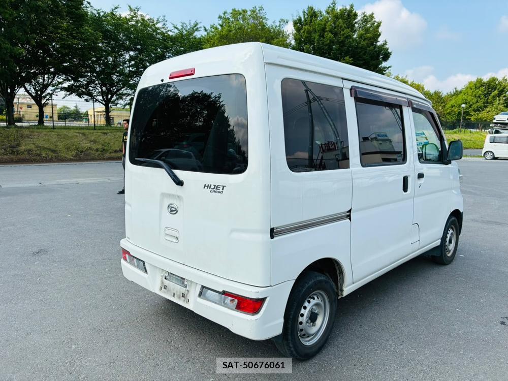 Daihatsu HIJET CARGO 2020 7332497-4