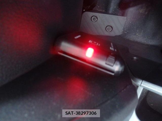 Daihatsu HIJET TRUCK 2022-10 802556-25