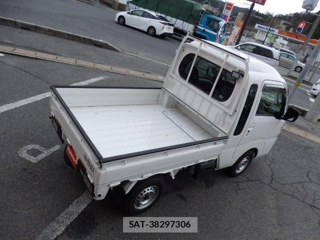 Daihatsu HIJET TRUCK 2022-10 802556-7