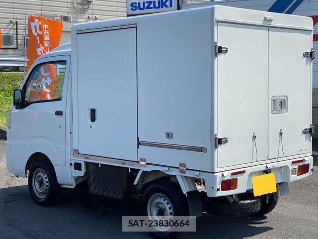 Daihatsu HIJET TRUCK 2015-06 1138834-2