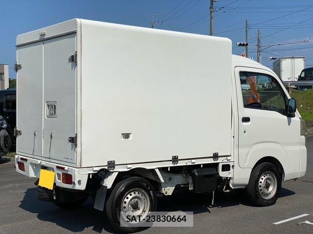 Daihatsu HIJET TRUCK 2015-06 1138834-4