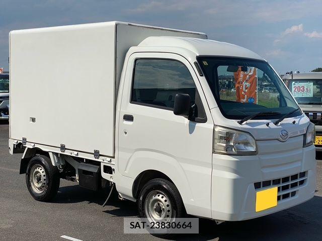 Daihatsu HIJET TRUCK 2015-06 1138834-6
